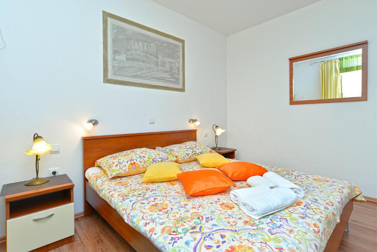 Apartment Jadranko 1761 Peroj Exteriör bild